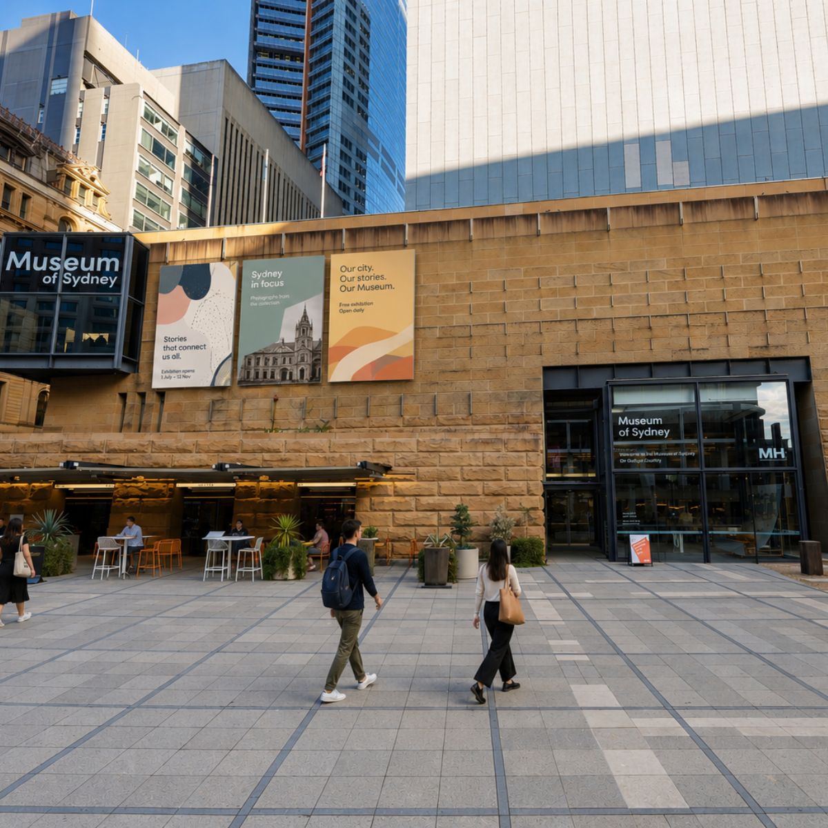 Zabawa w poszukiwanie skarbów w Sydney i wycieczka z przewodnikiem własnym 2 Muzeum Sydney to majestatyczny, nowoczesny punkt orientacyjny, w którym wspaniały projekt architektoniczny zbudowany na ruinach pierwszego domu rządowego i wciągające eksponaty historyczne tworzą monumentalny hołd dla początków miasta.