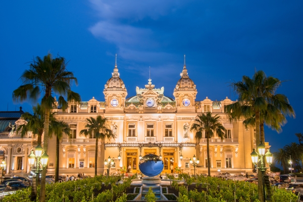 Tour audio autoguidato a piedi di Monaco 4 gioco di fuga di monaco