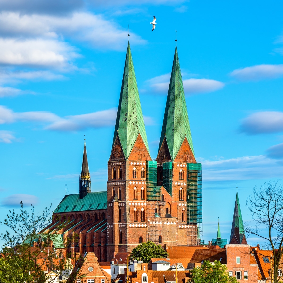 Lübeck Scavenger Hunt and Self-Guided Tour