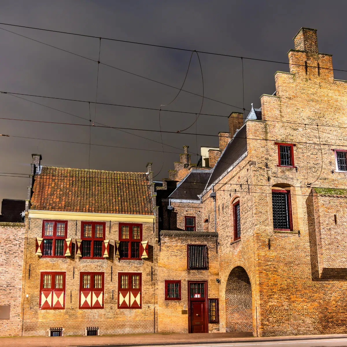 The Hague Scavenger Hunt and Self-Guided Tour 3 Gevangenpoort is a majestic medieval gatehouse where a grand historic prison and tales of Dutch justice create a monumental landmark in the center of The Hague.