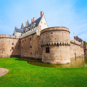 Built between the 15th and 18th centuries as the historic seat of the Duchy of Brittany, the Château des ducs de Bretagne is a formidable fortified castle and Renaissance palace that now houses the Nantes History Museum.