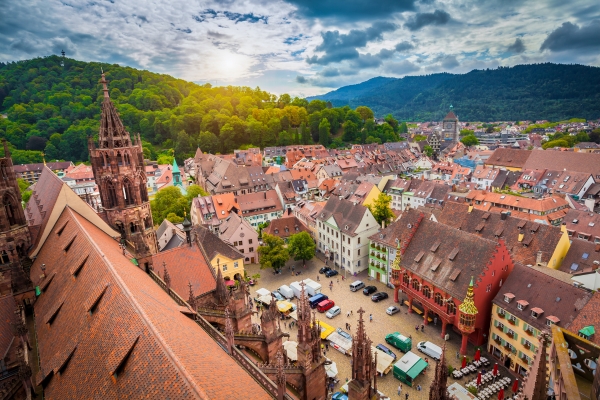 Samodzielna wycieczka piesza z audioprzewodnikiem po Fryburgu, część 4 Freiburg gra ucieczki