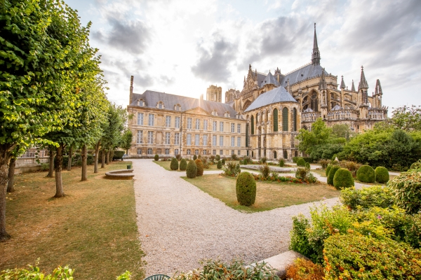 Tour audio autoguidato a piedi di Reims 3 Gioco di fuga a Reims