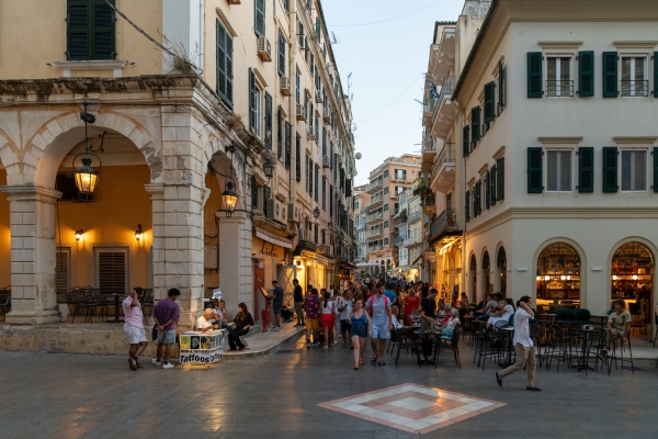 Visita guiada áudio a pé por conta própria em Corfu 3 Passeio pedestre autoguiado em Corfu