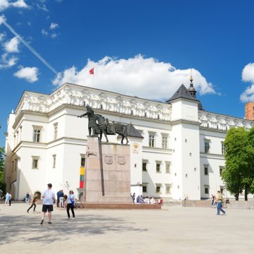 Meticulously reconstructed over authentic medieval ruins below Castle Hill, this Renaissance residence highlights centuries of royal diplomacy and the political zenith of the Polish–Lithuanian Commonwealth.