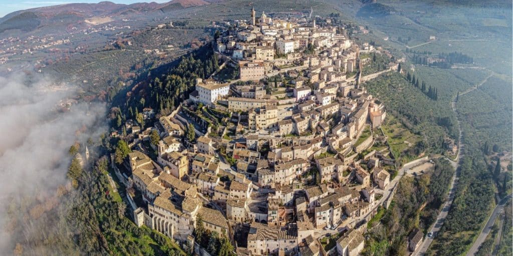 Experiencias inmersivas en Bolonia: Un tapiz de maravillas arquitectónicas, extravagancia culinaria y encantos culturales 4 Blog Sitio 24