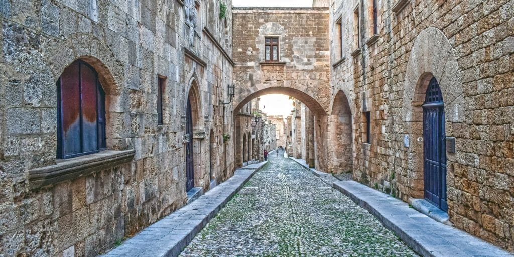 Svelare le migliori attività a Rodi: Guida completa all'esplorazione dell'isola 1 Progetto senza titolo 5