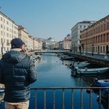 Spanning the Grand Canal in the historic heart of Trieste, Ponte Rosso is a charming pedestrian bridge famous for its scenic waterfront views and its life-sized statue of Irish writer James Joyce.