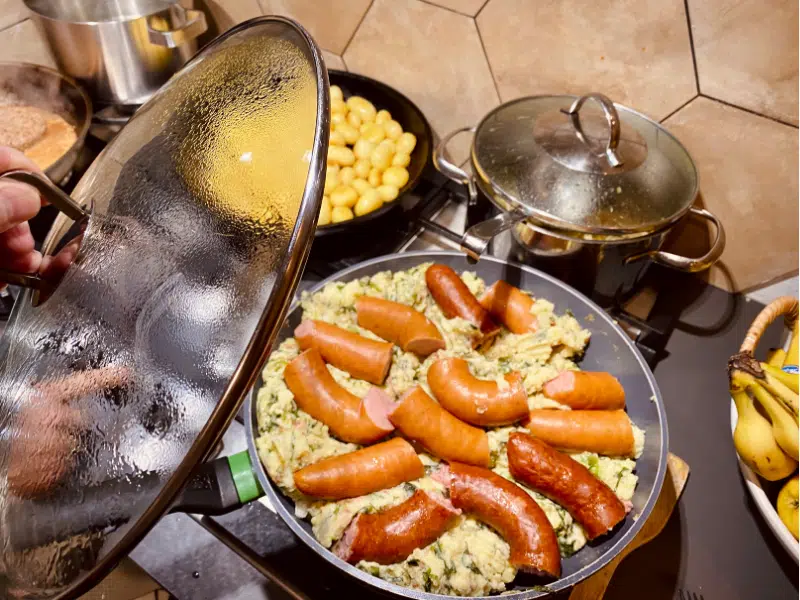 Fun Facts about The Hague and Must-Try Food