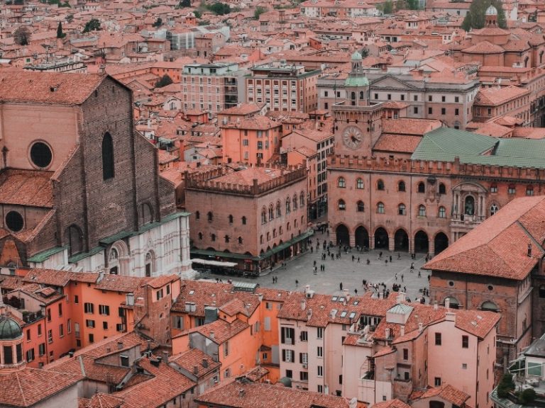 fun facts about Bologna