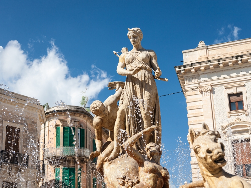 Factos divertidos sobre Siracusa: jóias escondidas, lendas locais e actividades obrigatórias 1 factos interessantes sobre Syracuse