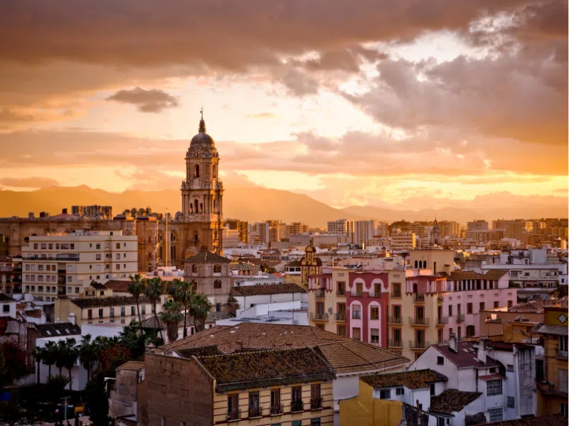 Fakten über Málaga: Verborgene Juwelen, lokale Legenden und "Must Do and See" 3 Fakten über Malaga
