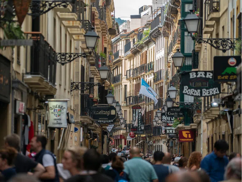 Curiosidades de San Sebastián: joyas ocultas, leyendas locales y visitas obligadas 1 Datos curiosos sobre San Sebastián