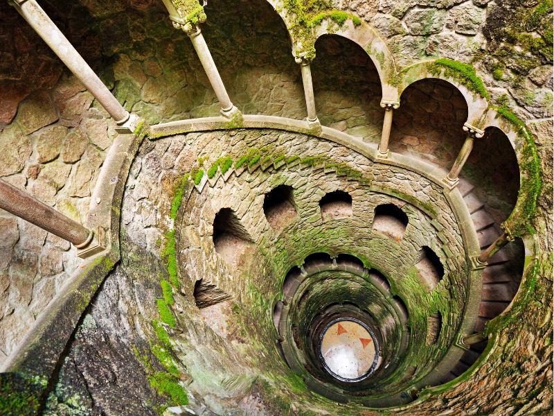 Fakten über Sintra: Verborgene Juwelen, lokale Legenden und "Must Do and See" 4 Fakten über Sintra und lokale Legenden