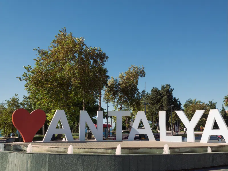 Curiosidades de Antalya: joyas ocultas, leyendas locales y visitas obligadas 4 Curiosidades sobre Antalya y leyendas locales