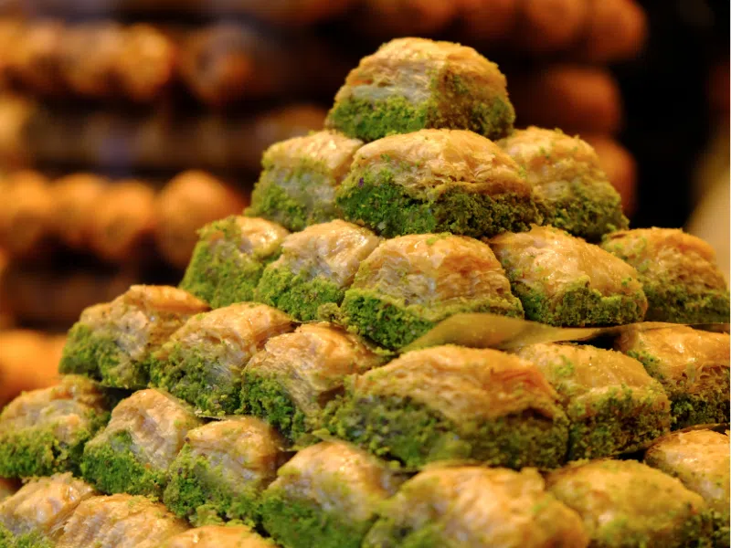 Curiosidades sobre Antalya: joyas ocultas, leyendas locales y 5 cosas que hacer y ver Datos curiosos sobre Antalya y comida imprescindible
