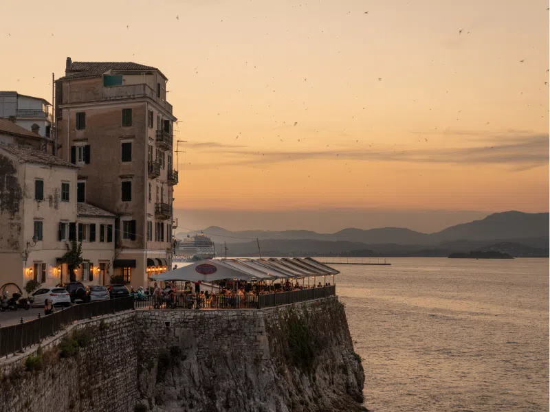 Leuke feiten over Corfu: verborgen juweeltjes, lokale legenden en must do en see 4 Leuke feiten over Corfu en lokale legendes