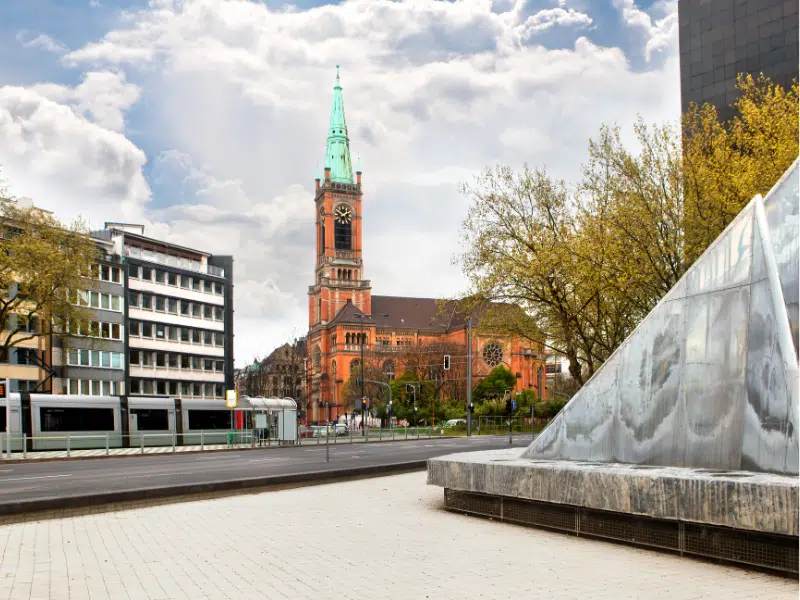 Fun Facts about Dusseldorf: Hidden Gems, Local Legends and Must Do and See 4 Fun Facts about Dusseldorf and local legends