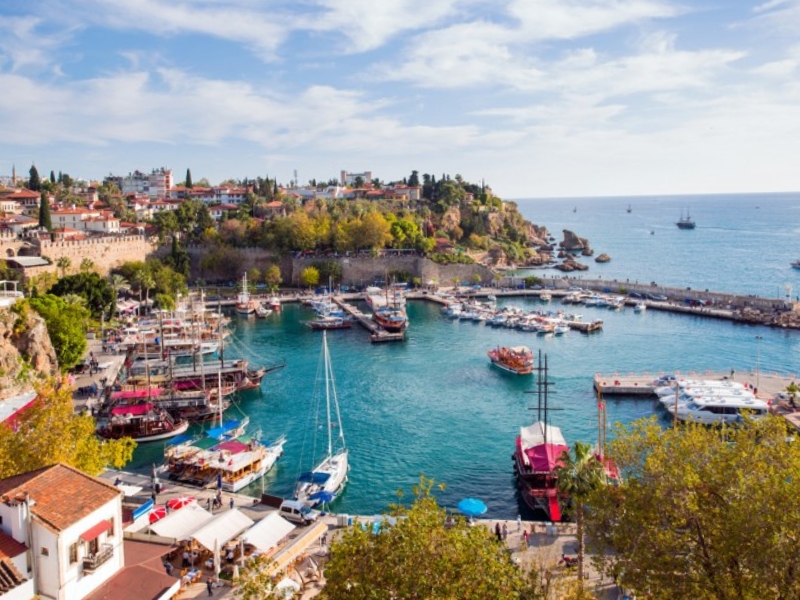Atatürk Parkı: Un oasis natural en Antalya 1 Atatürk Parkı en Antalya
