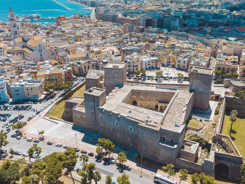 Castello Svevo: A Medieval Marvel in Bari 1 Castello Svevo