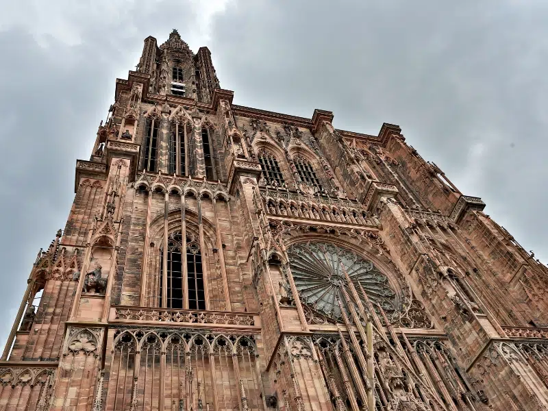 Cathédrale Notre-Dame de Strasbourg: uma das mais altas catedrais de França 1 Catedral de Notre-Dame de Estrasburgo