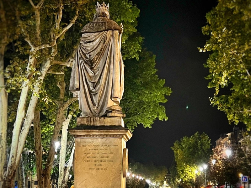 Fontaine du Roi René: A Timeless Beauty in Aix-en-Provence 2 Fontaine Du Roi René