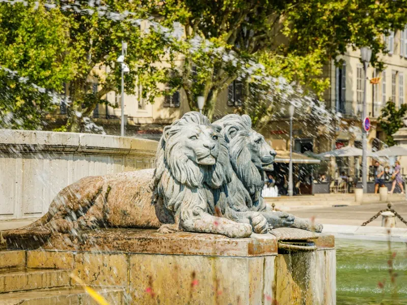 Fontaine de la Rotonde: Προβάνς 1 Fontaine de la Rotonde