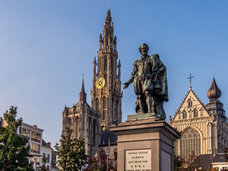 Groenplaats: het levendige centrale plein van Antwerpen 1 Groenplaats