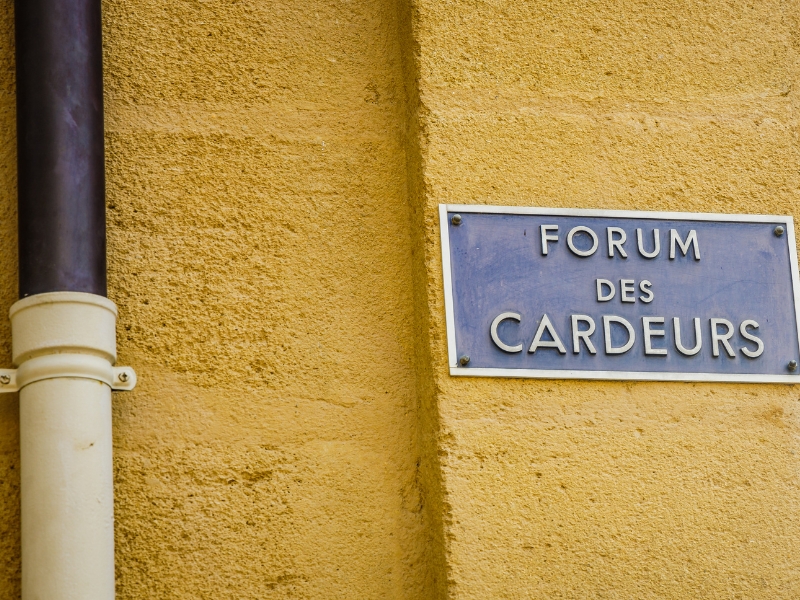 Praça dos Cardeais: Uma joia escondida em Aix-en-Provence 2 Praça dos Cardeais