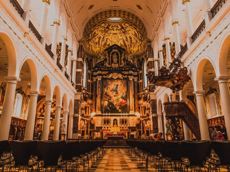 Sint-Carolus Borromeuskerk: Ein barockes Meisterwerk in Antwerpen 1 Sint-Carolus Borromeuskerk