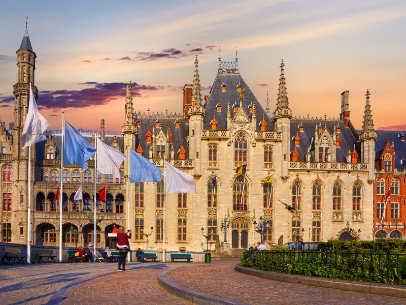 Piazza del Mercato: Il cuore di Bruges 2 piazza del mercato bruges 2