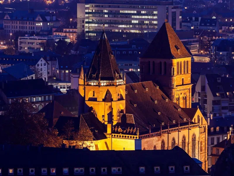 Chiesa di San Tommaso: Una gemma gotica a Strasburgo 3 chiesa di san tommaso a strasburgo