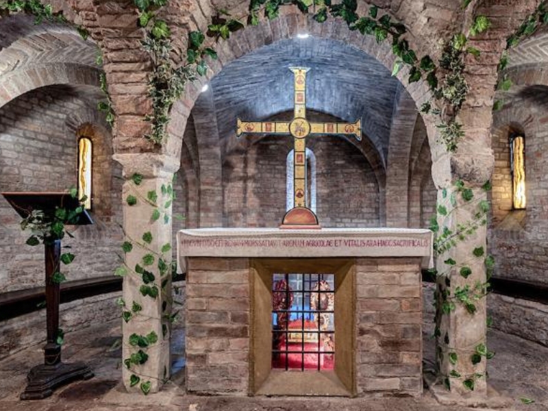 Basílica de los Santos Vitale y Agrícola: una joya escondida en Bolonia 2 Basílica de los Santos Vitale y Agrícola