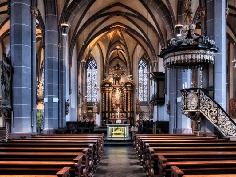 Saint Lambertus Basilica in Dusseldorf