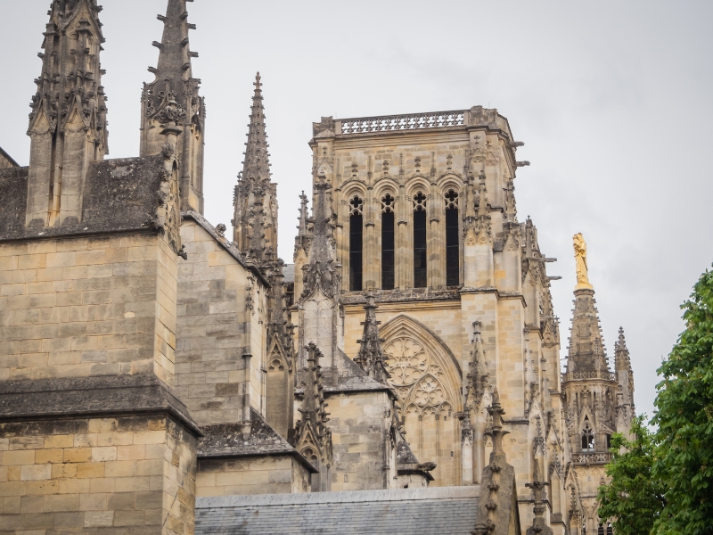 Kathedraal Saint-Andre: een gotisch meesterwerk 3 Kathedraal Saint-Andre in Bordeaux