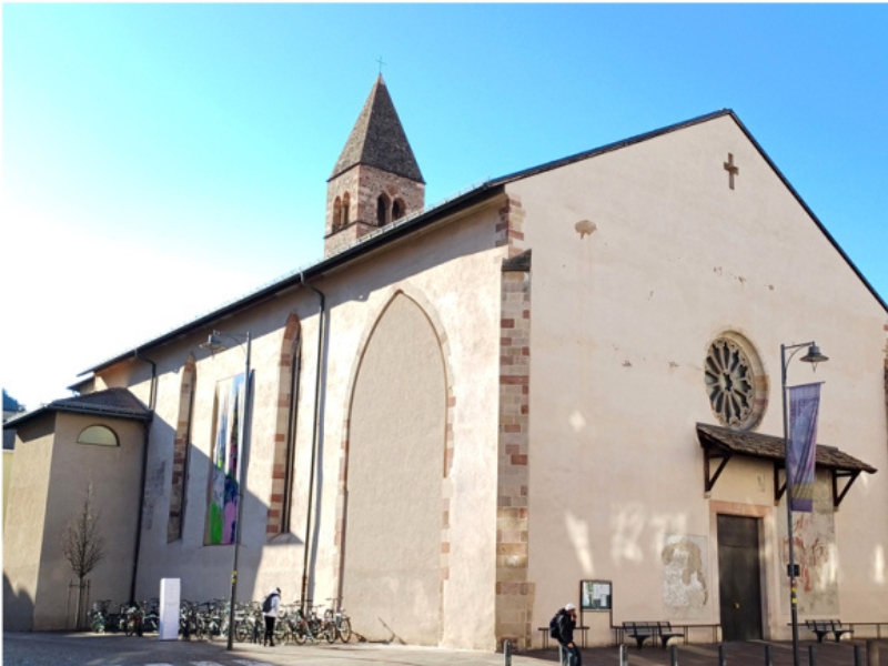 Chiesa dei Domenicani: Una obra maestra gótica 3 Chiesa dei Domenicani en Bolzano