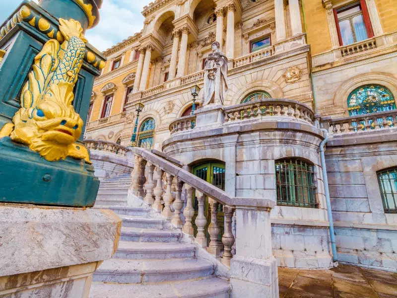 Bilbao City Hall: A Neoclassical Masterpiece 2 Bilbao City Hall