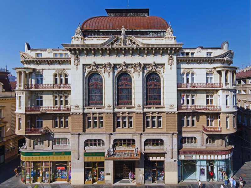 Een bloeiend landschap: Een verkenning van de onderwijsinstellingen in Belgrado 3 Onderwijsinstellingen