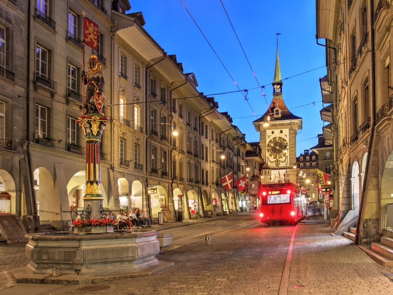 Descubra a Käfigturm: O marco medieval icónico de Berna