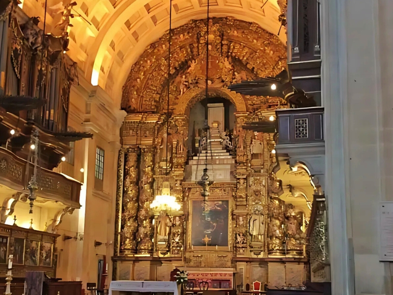 Nieuwe kathedraal van Coimbra: een barok meesterwerk 2 Nieuwe kathedraal in Coimbra