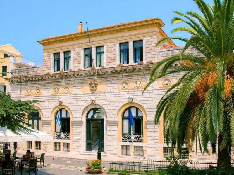 Ionisches Altstadthaus: Ein venezianisches Juwel in Korfu 2 Ionisches altes Rathaus in Korfu