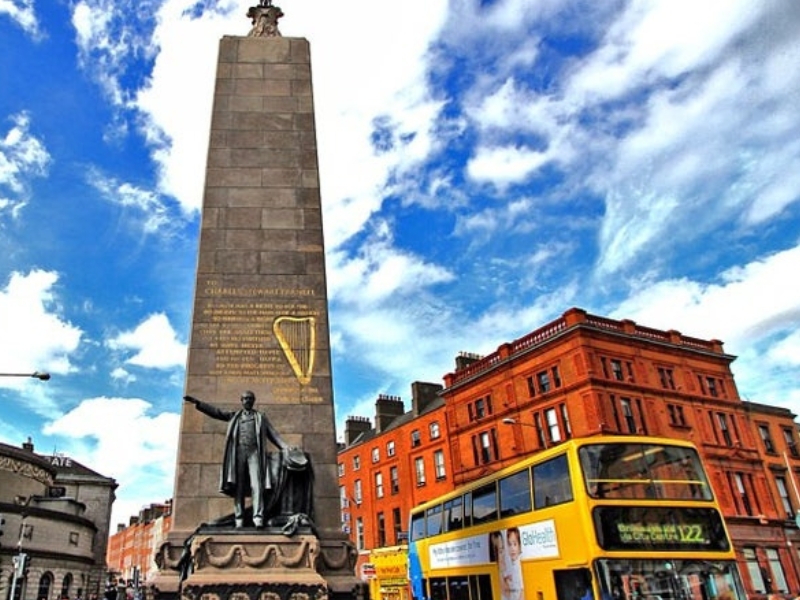 Le monument Parnell : Un hommage à un patriote irlandais 3 Monument Parnell à Dublin