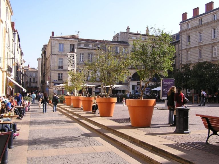 Place Camille Jullian in Bordeaux