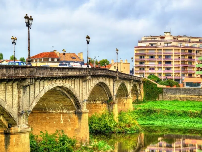 Pont Vieux: Ponadczasowy most w Carcassonne 1 Pont Vieux w Carcassonne