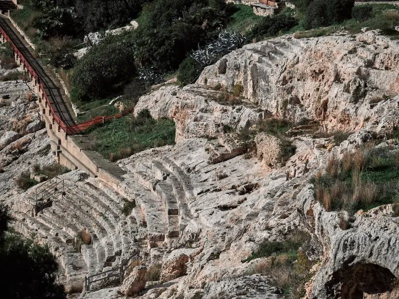 Anfiteatro romano di Cagliari: uno sguardo al passato 3 Anfiteatro romano di Cagliari