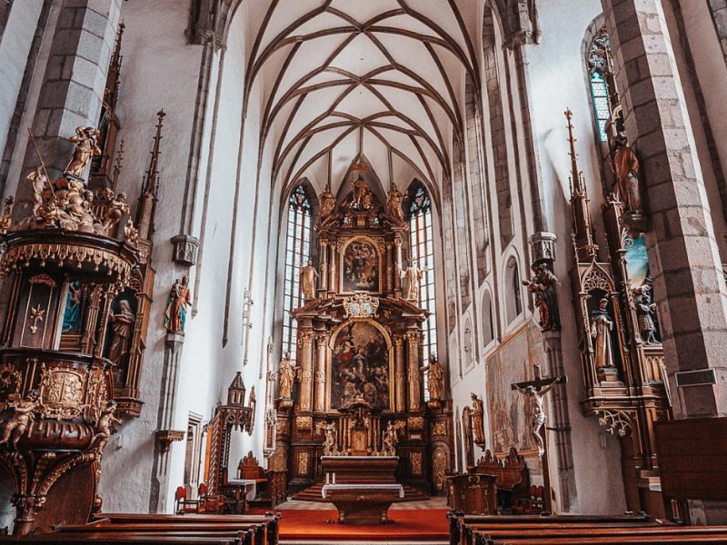 Iglesia de San Vito: Una joya gótica en Cesky Krumlov 2 Iglesia de San Vito en Cesky Krumlov