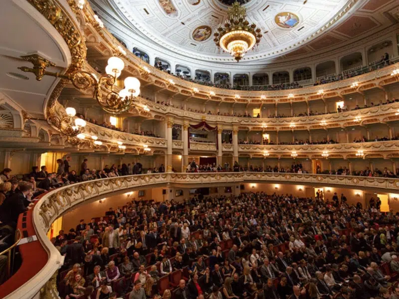 Semperoper Dresden: Uma Sinfonia Intemporal 2 Semperoper em Dresden