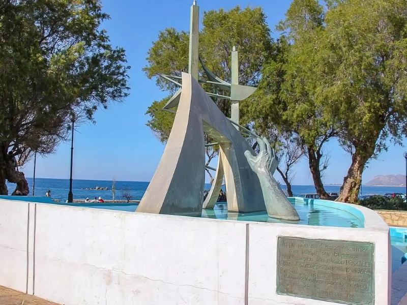 Praça Talos: Um coração vibrante de Chania 2 Praça Talos em Chania