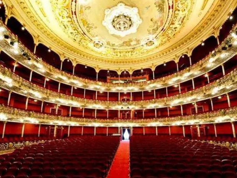Celebrating the Female Voice of the Cantabrian Coast