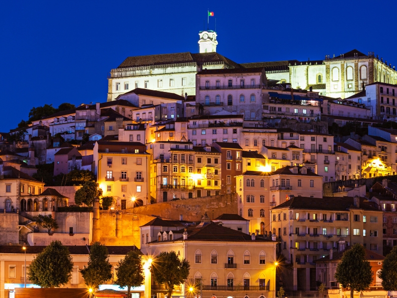 La Universidad de Coimbra: un tapiz intemporal de academia y cultura 3 Universidad de Coimbra